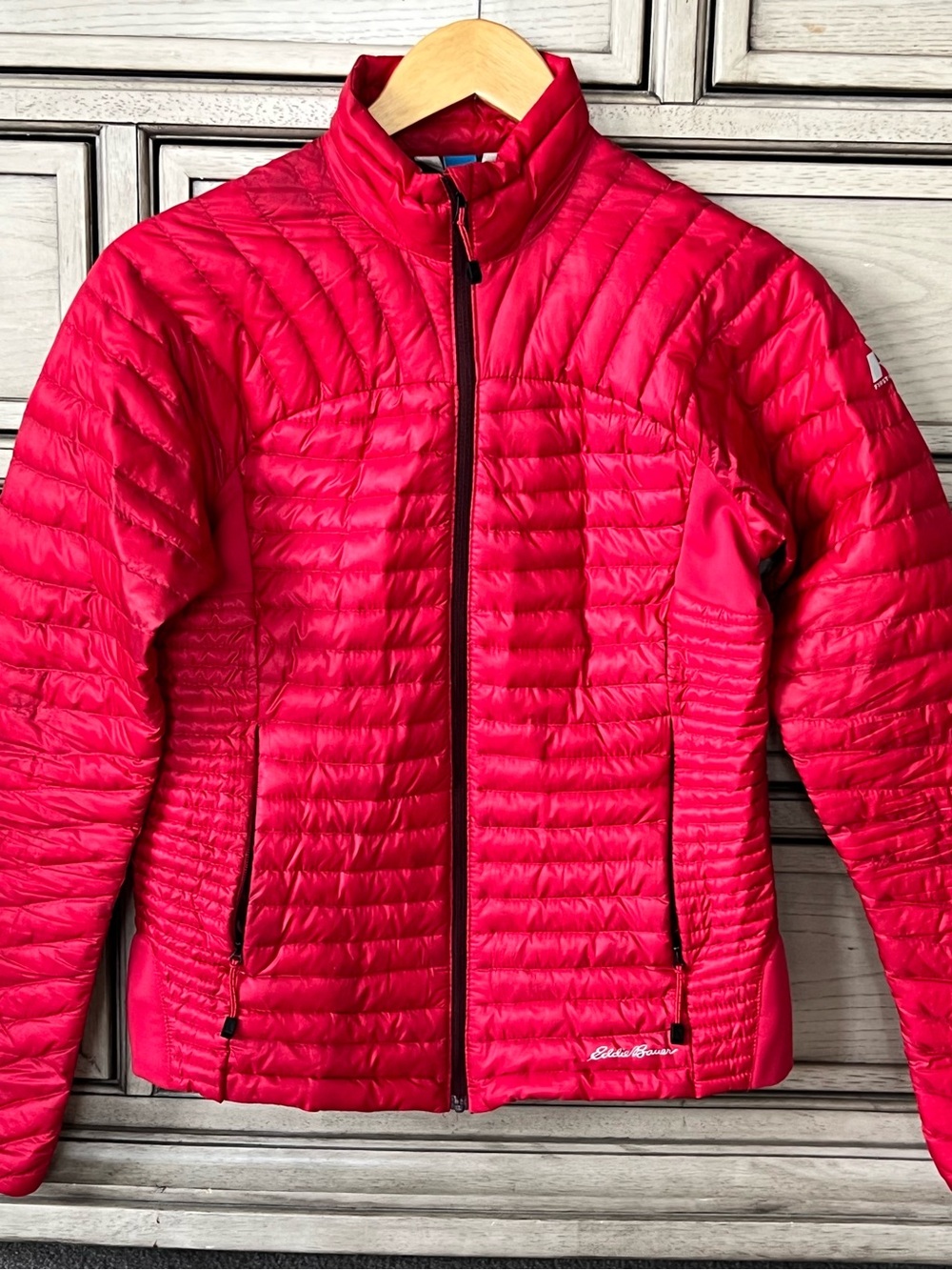 Eddie Bauer Women's Bright Red Lightweight Packable Puffur